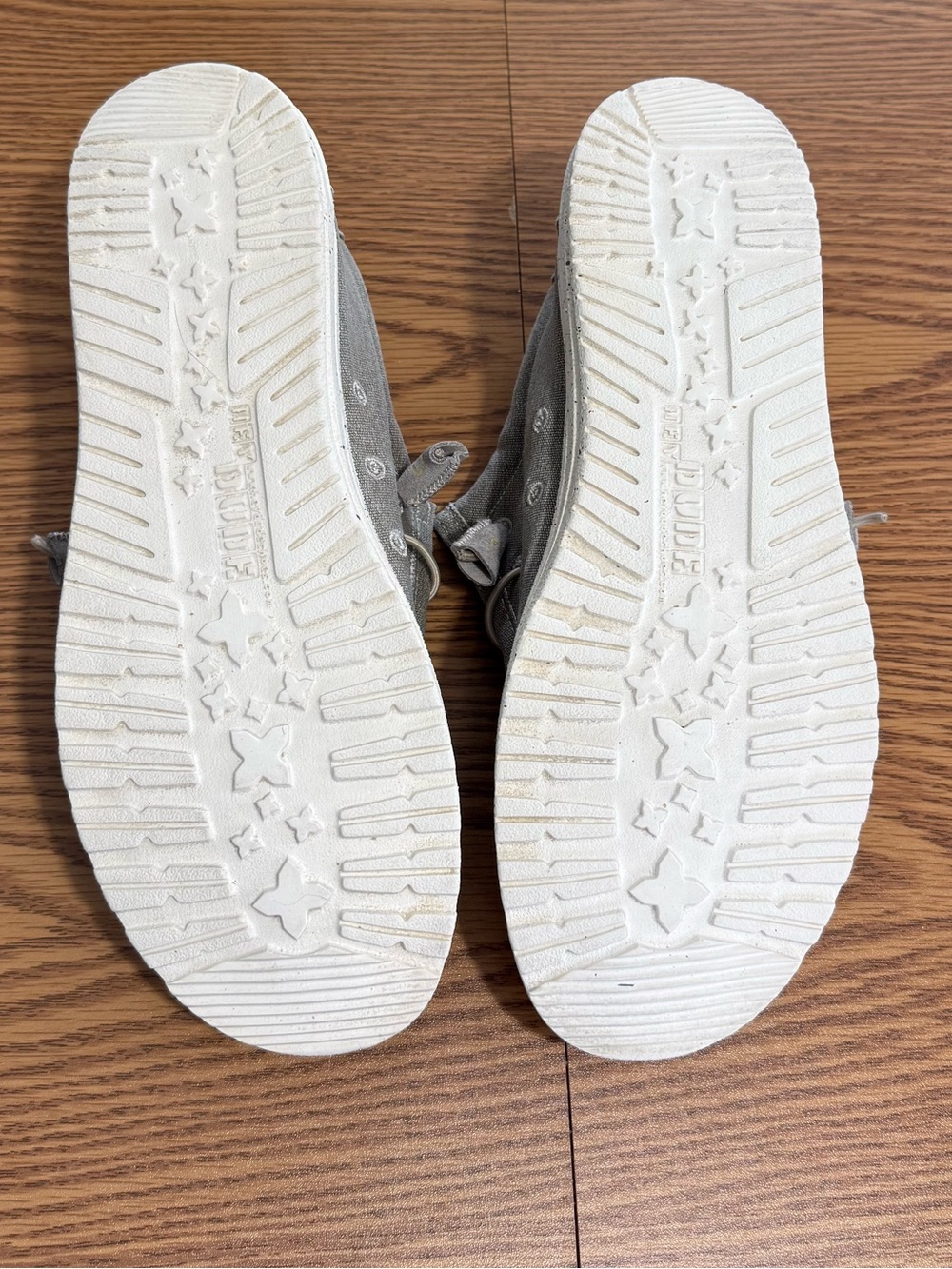 Hey Dude Wally Stretch size 11, outer gray. Inside Black Palm Trees on Beige - Picture 7 of 11